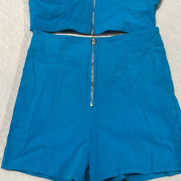 G by Guess bustier and short set - Picture 7 of 12